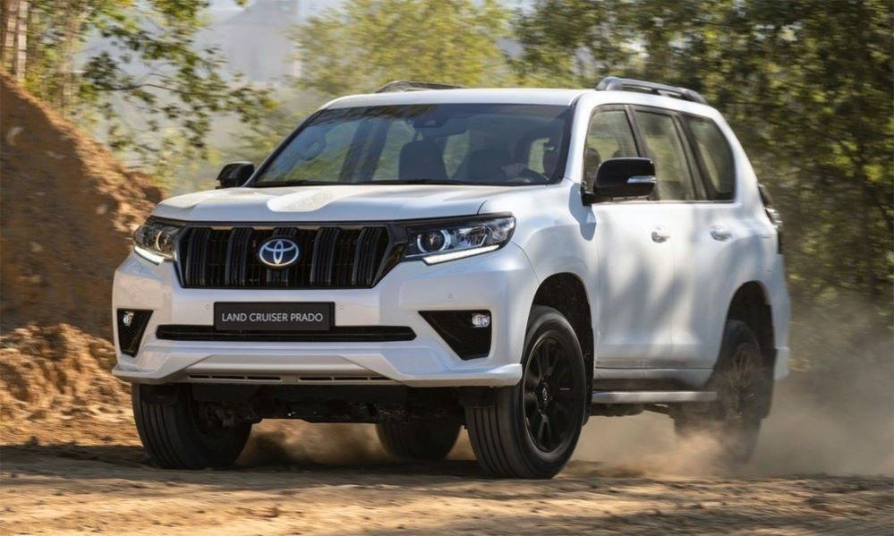 Toyota Land Cruiser Prado nằm trong Top 5 mẫu ô tô bán tải, SUV có khả năng lội nước sâu tới 700mm.
