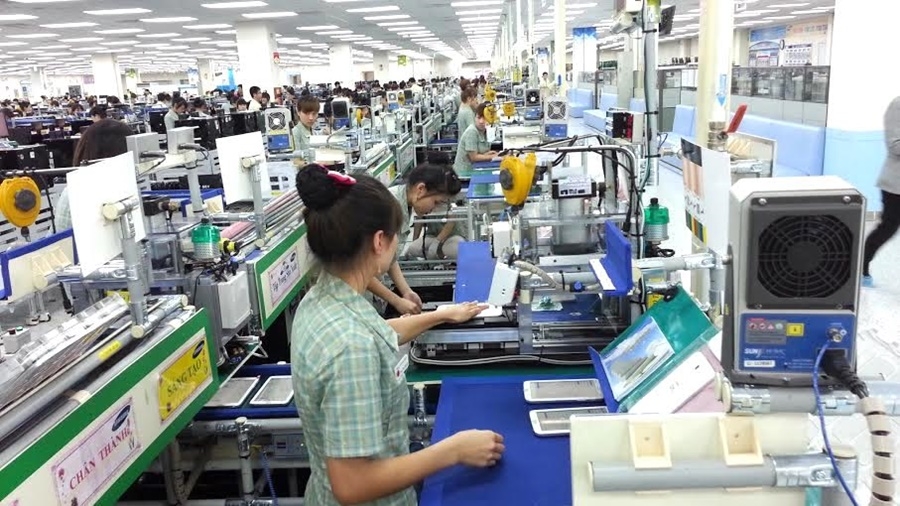Đại diện Samsung mong muốn Chính phủ Việt Nam có thể nghiên cứu, ban hành thêm nhiều phương án, biện pháp mới để hỗ trợ, giúp đỡ các doanh nghiệp nước ngoài đang đầu tư.