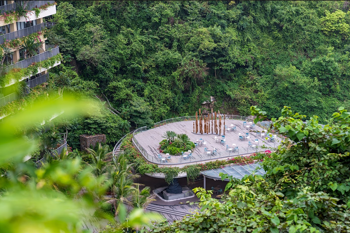 Không gian xanh, rộng lớn, dịch vụ đẳng cấp với tầm view rộng mở hướng vịnh sẽ là tâm điểm của những mùa lễ hội.