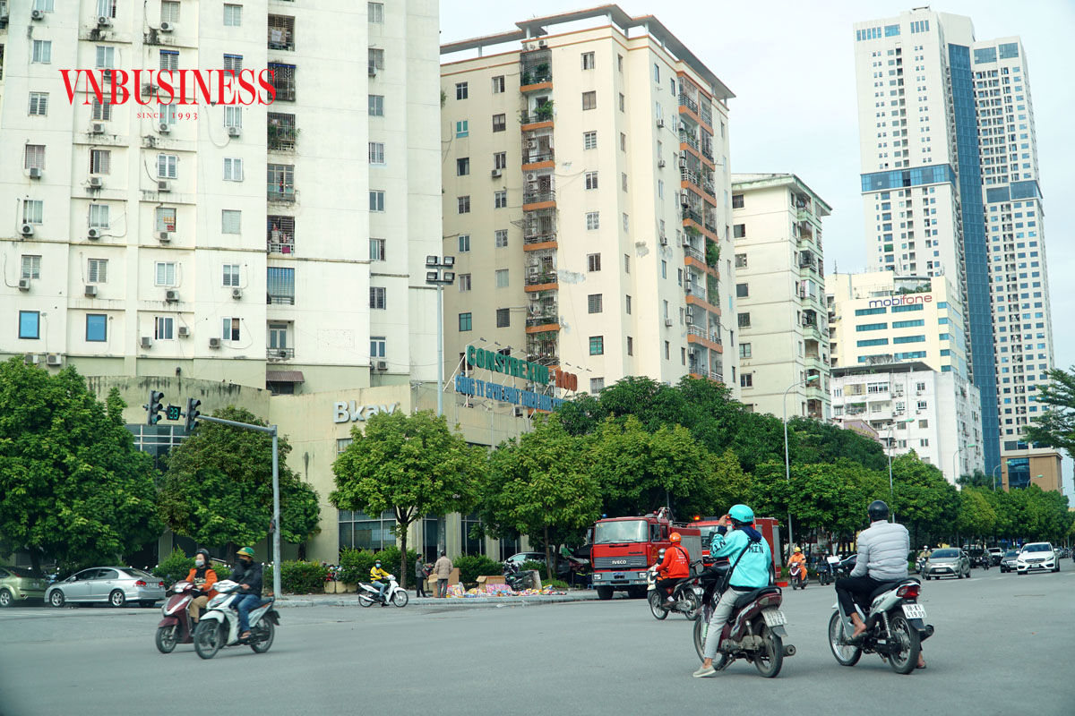 Giá căn hộ cho thuê tăng mạnh gây sức ép lớn cho những gia đình trẻ, người thu nhập thấp, trung bình tại thành thị.