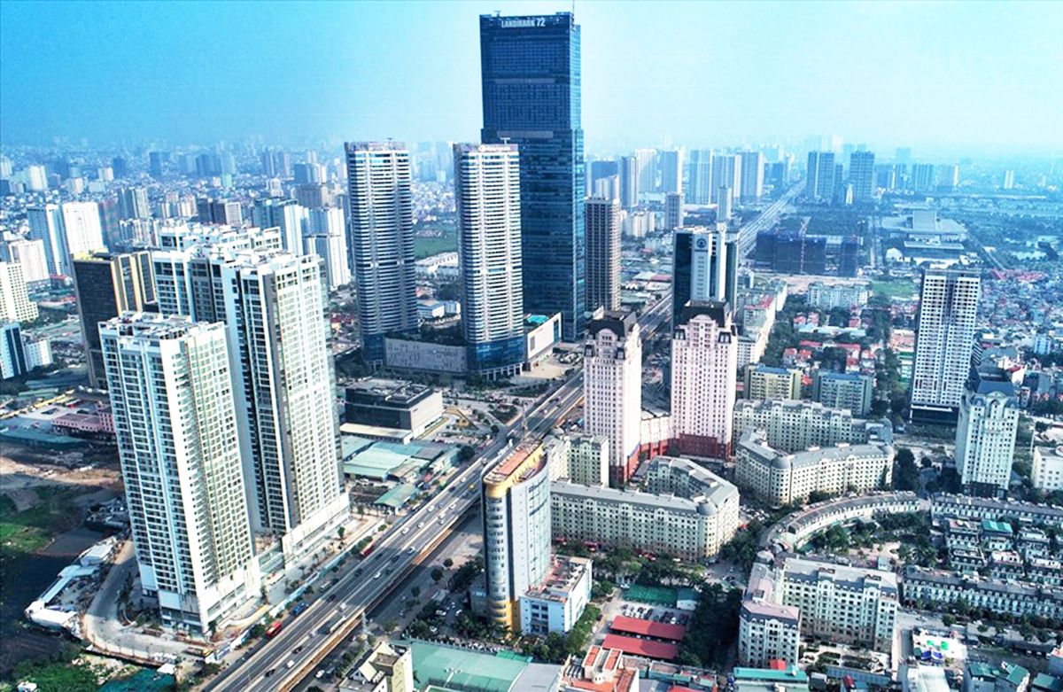 Tốc độ đô thị hóa quá nhanh khiến Hà Nội đối diện nhiều áp lực về hạ tầng.