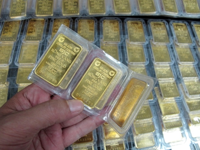 Giá vàng miếng SJC vẫn giao dịch quanh 68,5 triệu đồng/lượng. (Ảnh: Int)