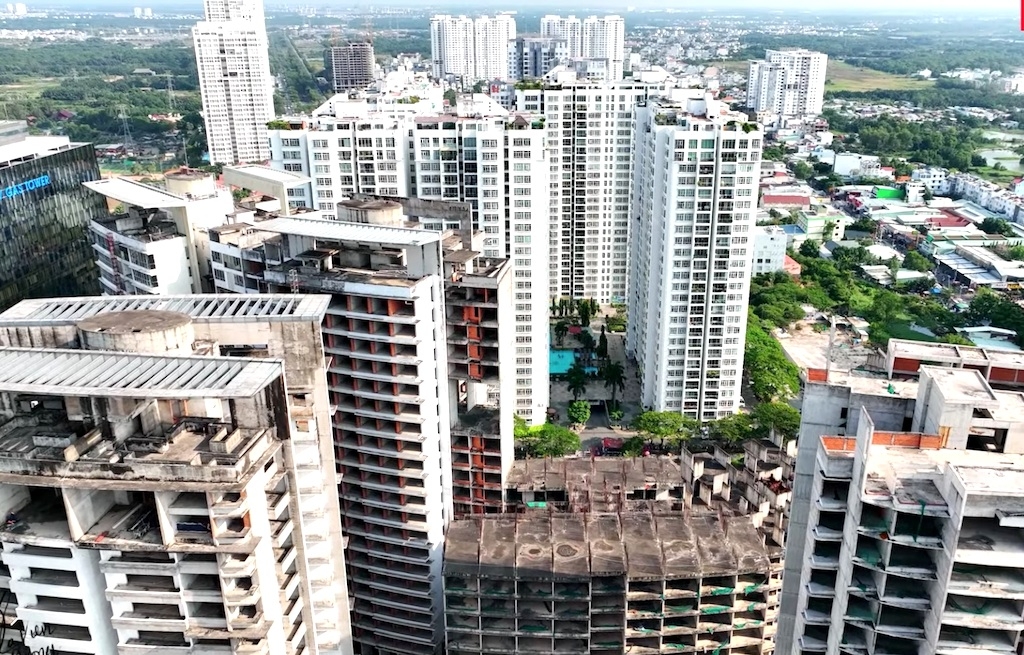 Tổng dư nợ đối với lĩnh vực bất động sản của các tổ chức tín dụng tính đến tháng 4/2022 đạt 2.288.278 tỷ đồng, tăng 10,19% so với cuối năm 2021.