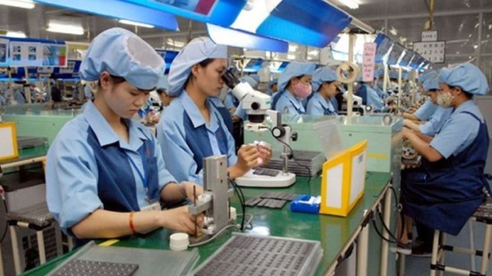 Xuất khẩu nhóm hàng máy vi tính, sản phẩm điện tử và linh kiện trong 4 tháng đạt 17,71 tỷ USD, tăng 11,2% so với cùng kỳ năm 2021 (Ảnh: TL)