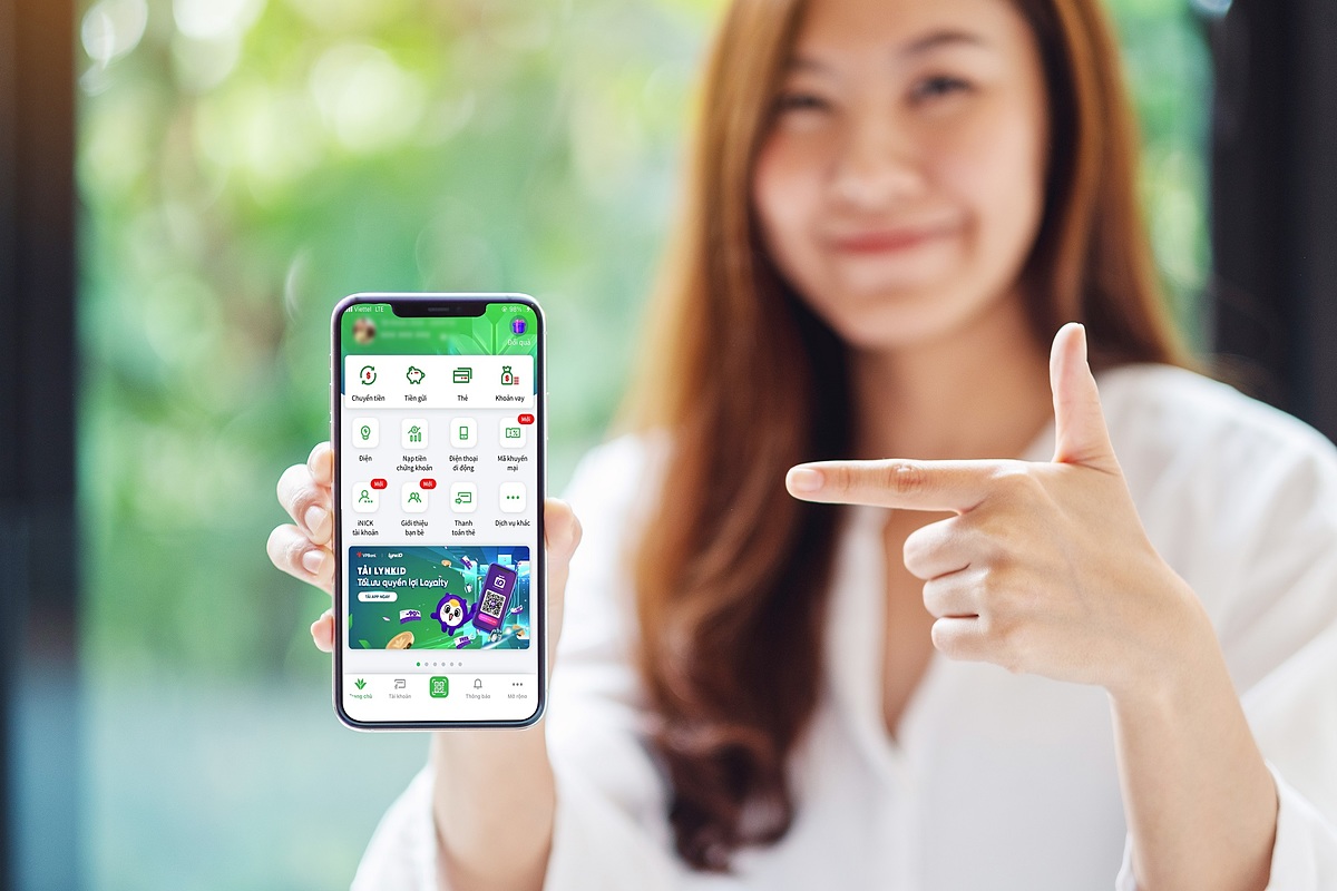 Giờ mọi thanh toán, giao dịch của giới trẻ đều gói gọn trên app di động.