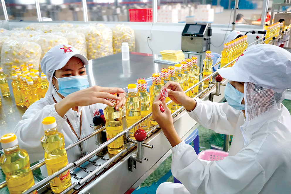 Việc kiểm soát lạm phát dưới 4% đang trở thành thách thức lớn trong năm 2022.