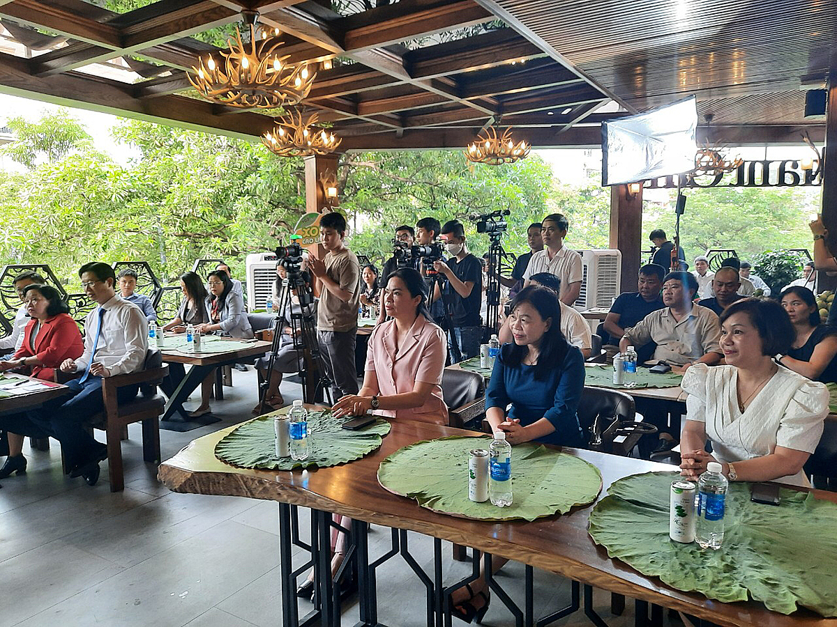 Lễ công bố và đưa vào hoạt động Điểm trưng bày, giới thiệu, quảng bá nông đặc sản Đồng Tháp.