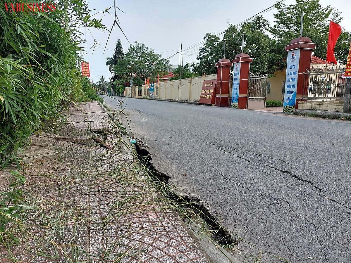 Nếu không khắc phục khẩn trương, khu vực này sẽ còn sạt tiếp.