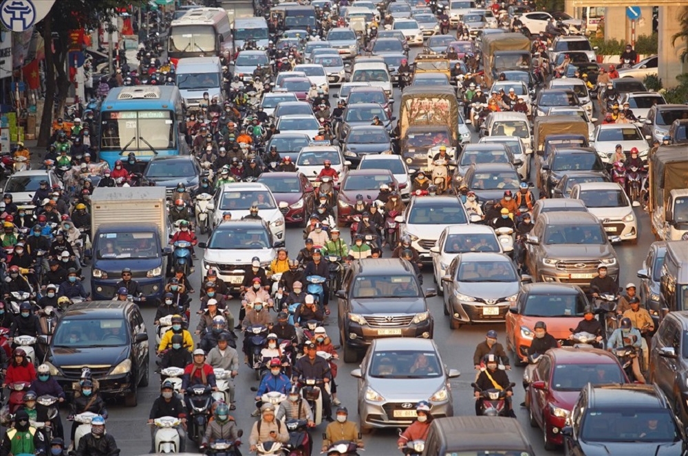 Tuyến đường Nguyễn Trãi thường xuyên xuất hiện tình trạng ùn tắc.