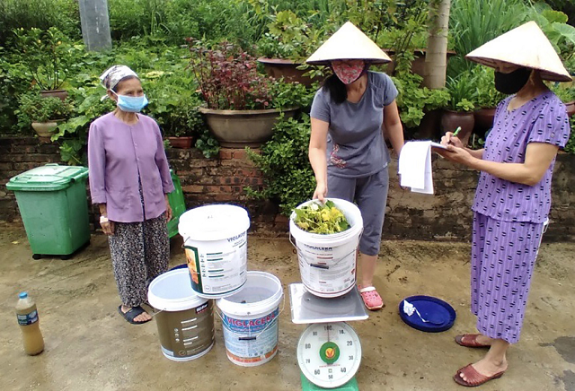 Các HTX đã đẩy mạnh công tác tuyên truyền nâng cao nhận thức của người dân về phân loại rác tại nguồn.