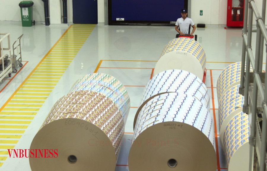 Do giá nguyên liệu nhập khẩu chưa thể “hạ nhiệt”, thậm chí có thể tăng cao, có tới 93% doanh nghiệp công nghiệp chế biến chế tạo dự báo chi phí sản xuất một đơn vị sản phẩm trong quý III tăng và giữ nguyên.