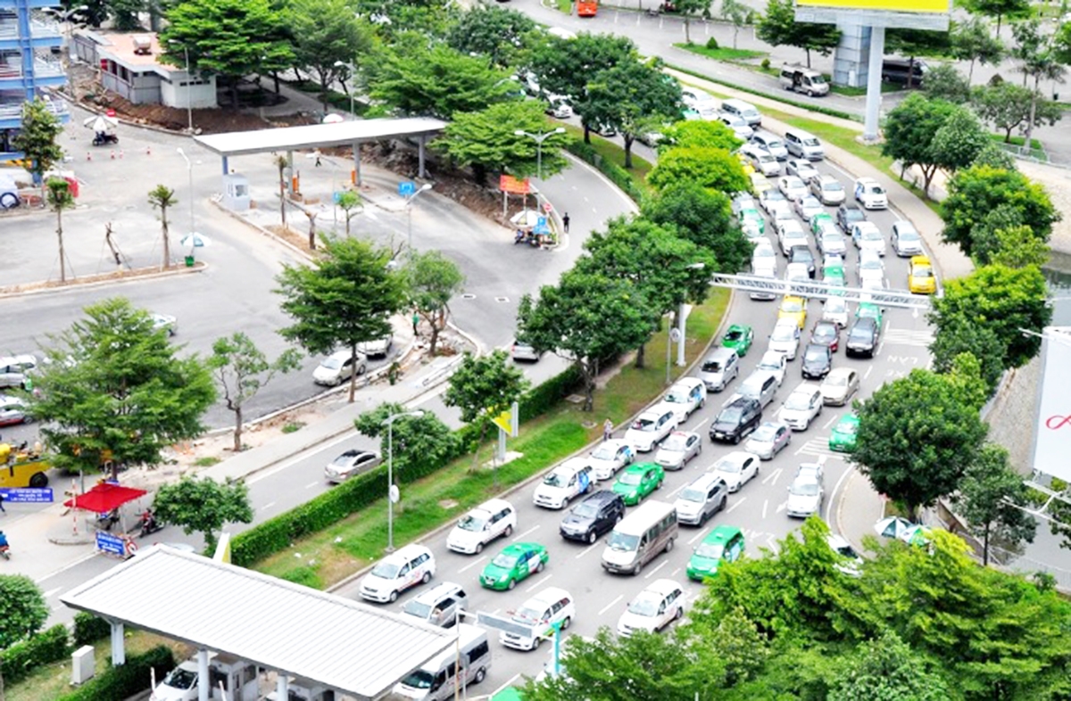 Tuyến đường nối Trần Quốc Hoàn - Cộng Hòa kỳ vọng giảm ùn tắc cửa ngõ vào sân bay Tân Sơn Nhất.