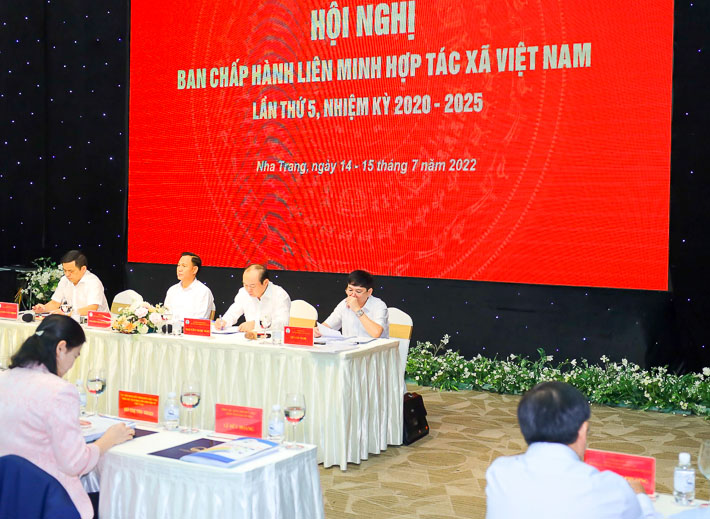 Hội nghị lần thứ 5 Ban Chấp hành Liên minh HTX Việt Nam khóa VI, đã tạo nhiều động lực mới trong phát triển KTTT, HTX.