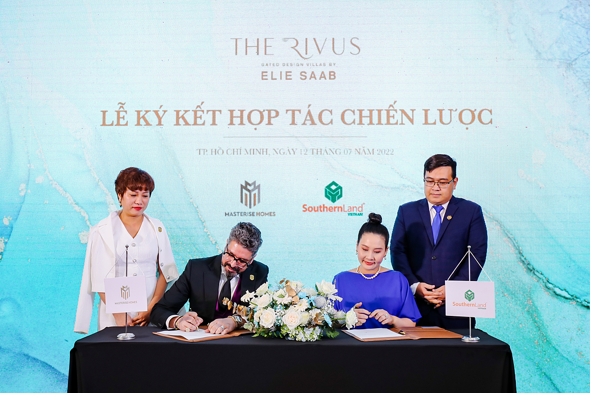 Masterise Homes ký kết độc quyền cùng 03 đại lý tên tuổi, trong ảnh là đại diện đến từ Southerland.