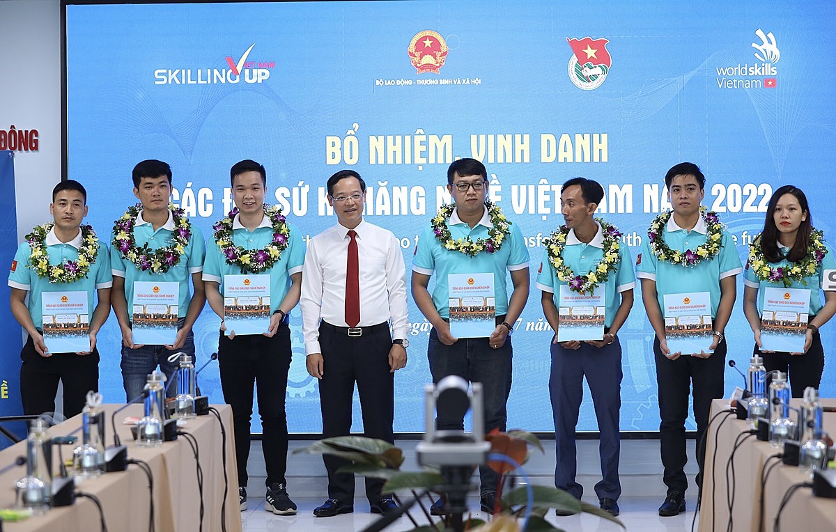 Tham gia các kỳ thi giúp lao động thanh niên vững tay nghề và dễ dàng khởi nghiệp.