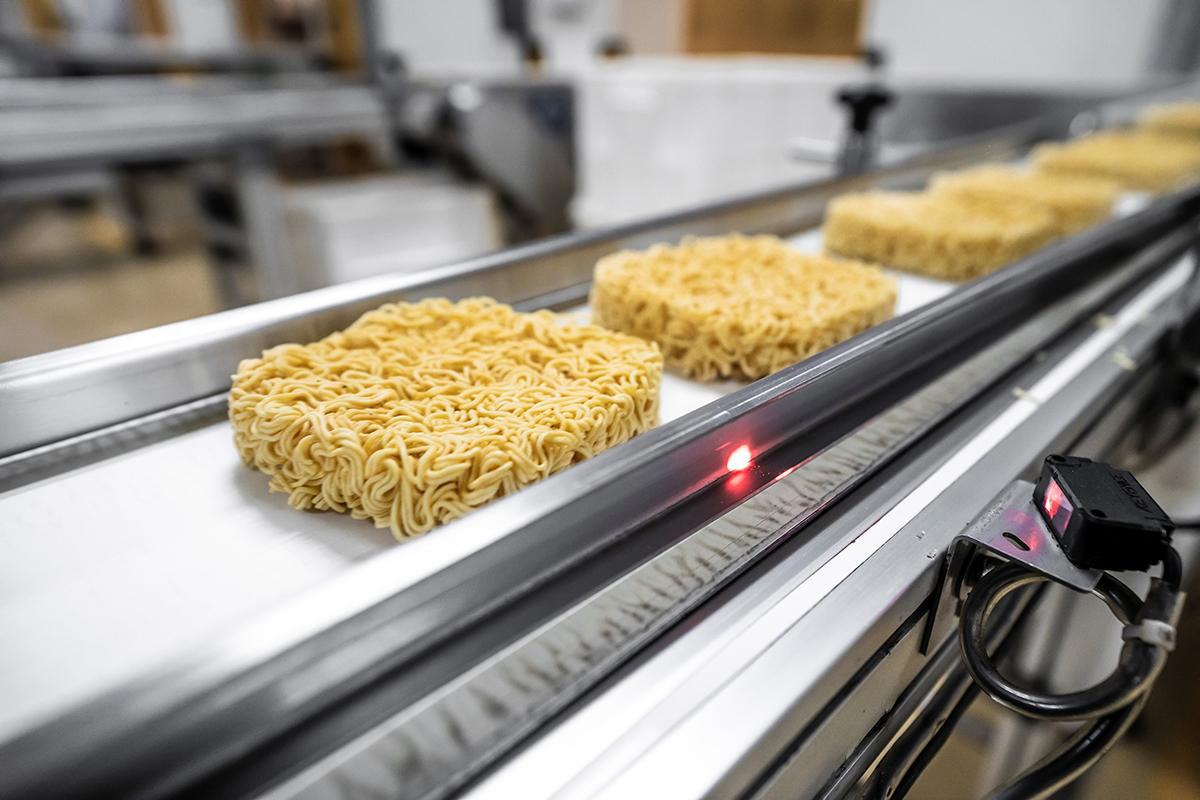 Một số sản phẩm mì ăn liền sản xuất ở Việt Nam lbị EU cảnh báo vượt ngưỡng EO.