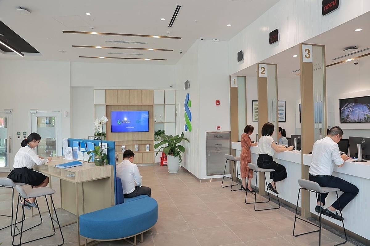 Standard Chartered dự báo tăng trưởng GDP của Việt Nam trong Quý 3 đạt 10,8%.