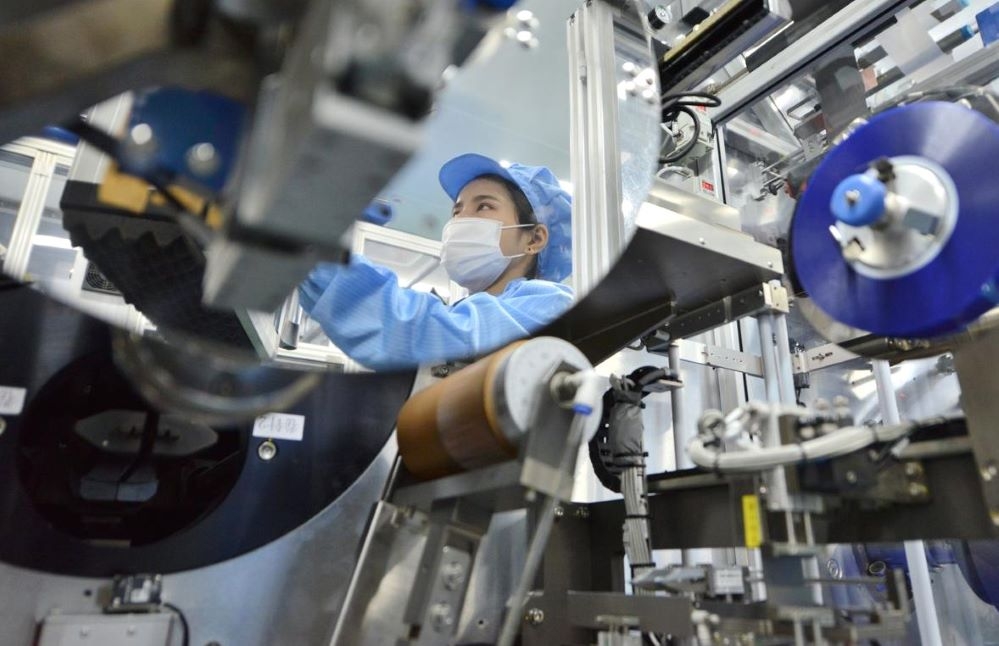 Công nghiệp chế biến chế tạo chiếm 60,9% tổng vốn đầu tư ra nước ngoài của các doanh nghiệp Việt Nam trong 7 tháng đầu năm 2022 (Ảnh minh họa: Int)