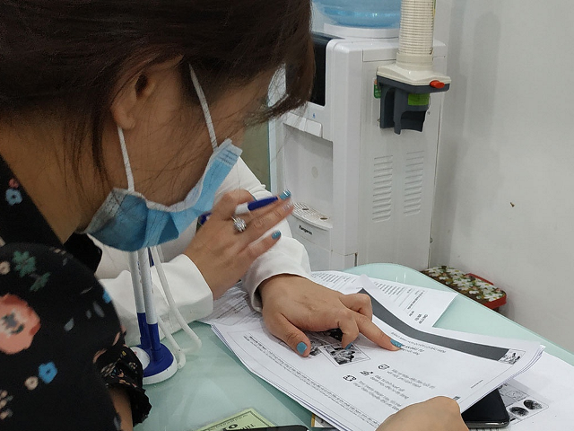 Ngân hàng Nhà nước chỉ đạo các ngân hàng xử lý nghiêm những trường hợp yêu cầu khách hàng phải mua các loại bảo hiểm khi cấp tín dụng cho khách hàng.