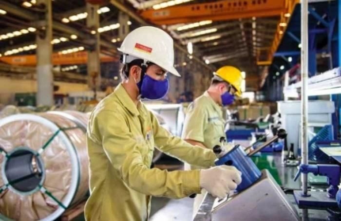 Tập đoàn Hoa Sen vừa công bố báo cáo tài chính quý III niên độ tài chính 2021-2022 (từ 1/4 - 30/6) với doanh thu và lợi nhuận đồng loạt giảm (Ảnh: Int)