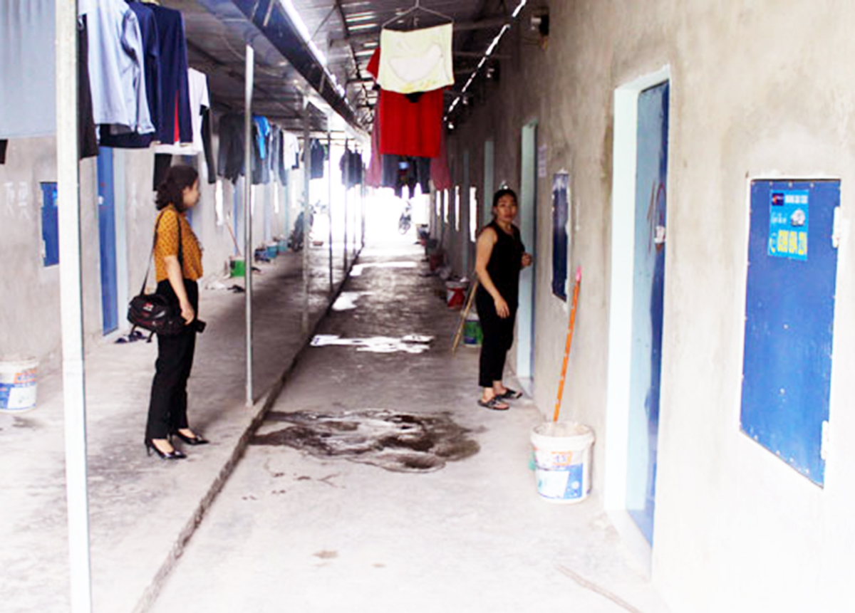 Chuẩn hóa, đẩy mạnh cơ chế hỗ trợ xây mới hệ thống nhà trọ là giải pháp giảm áp lực nhà ở cho người lao động.