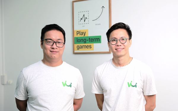 Nano tại Việt Nam do Nguyễn Việt Thắng (trái) và Đặng Việt Dũng (phải) đồng sáng lập. Ảnh: NANO