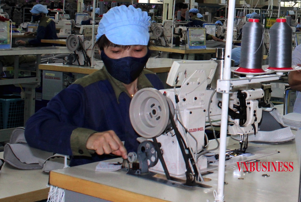 Điều mong mỏi của các DN dệt may là sớm triển khai gói hỗ trợ lãi suất 2% theo Nghị định 31/2022/NĐ-CP ngày 20/5/2022 để DN đỡ khó khăn.