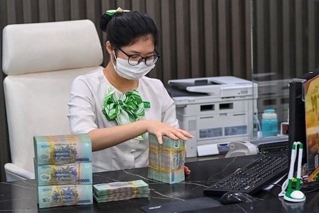 Các ngân hàng đã bơm ra nền kinh tế khoảng 1 triệu tỷ đồng trong gần 8 tháng đầu năm nay qua kênh cho vay.