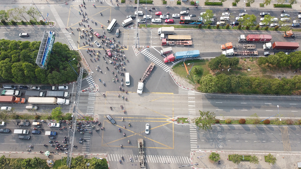 Nút giao An Phú - một trong 7 vị trí giao thông huyết mạch kết nối rất gần với “trái tim The Global City” dự kiến mở rộng trong năm nay và hoàn thành năm 2025, cùng thời điểm hoàn thành mở rộng cao tốc TP HCM-Long Thành-Dầu Giây. Ảnh: Lê Vũ