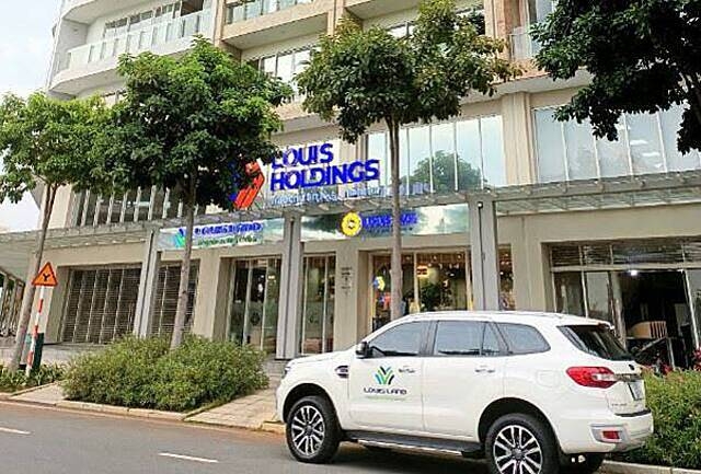 Việc “thay da đổi thịt” cho doanh nghiệp thuộc hệ sinh thái Louis vẫn là một dấu hỏi lớn, tương lai của cổ phiếu các doanh nghiệp này vẫn mờ mịt (Ảnh: Int)