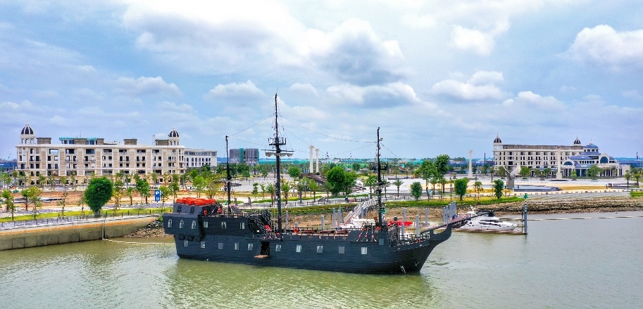 Khu đô thị sinh thái thông minh Aqua City do tập đoàn Novaland đầu tư và phát triển tại phía Đông TPHCM.