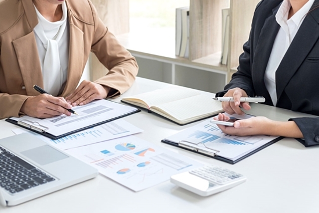 Những vụ việc tăng vốn ảo đang đặt ra dấu hỏi về chất lượng của không ít doanh nghiệp trên sàn ở thời điểm hiện tại cũng như bất cập trong khâu quản lý doanh nghiệp niêm yết (Ảnh: Int)