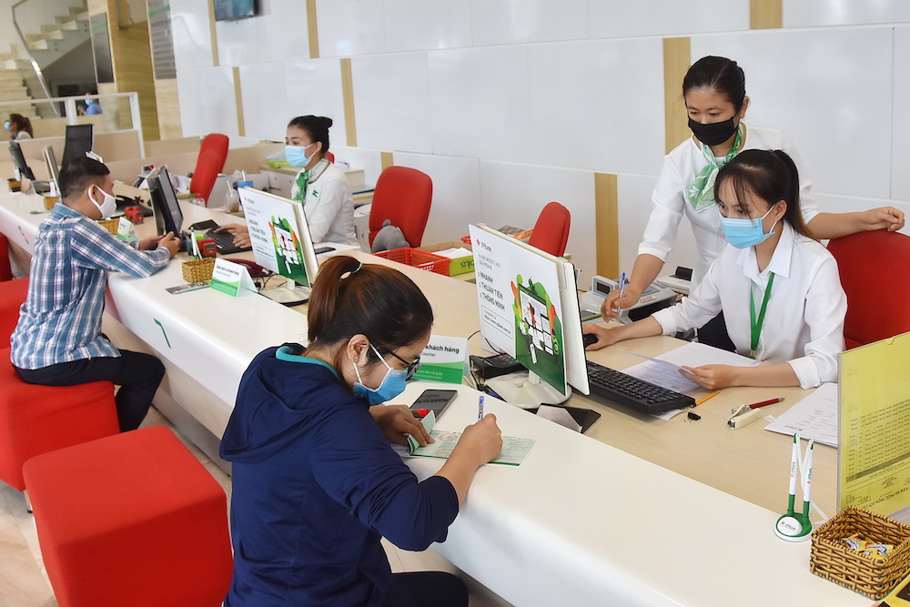 Tăng lãi suất huy động còn nhằm mục đích chuẩn bị nguồn vốn cho vay dịp cuối năm ngay khi được Ngân hàng Nhà nước phân bổ thêm hạn mức tăng trưởng tín dụng.