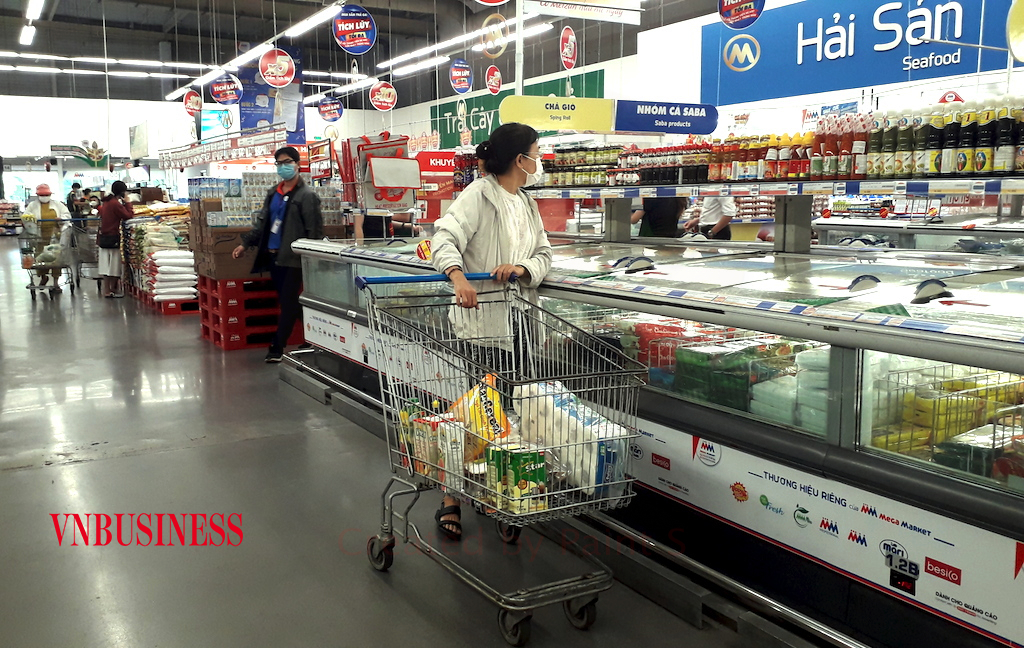 Chính sách kiểm soát giá cần tiếp tục phát huy để không ảnh hưởng đến sức mua của người tiêu dùng trong các tháng cuối năm nay.