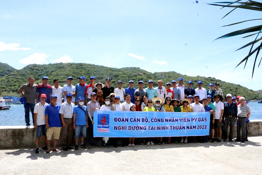 Đoàn 2 - CBCNV đang làm việc tại Cơ quan điều hành và các đơn vị trực thuộc PV GAS, là đối tượng cần bồi bổ sức khỏe và chịu di chứng hậu Covid.