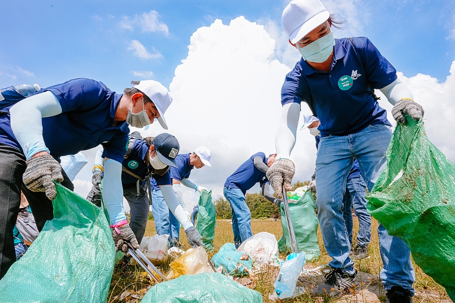 Nestlé tại Việt Nam đã thực hiện nhiều hoạt động, chiến dịch, góp phần giảm thiểu rác thải nhựa, thúc đẩy và hiện thực hóa cam kết của Tập đoàn đó là đến năm 2025, 100% bao bì của Nestlé sẽ có thể tái chế hoặc tái sử dụng.
