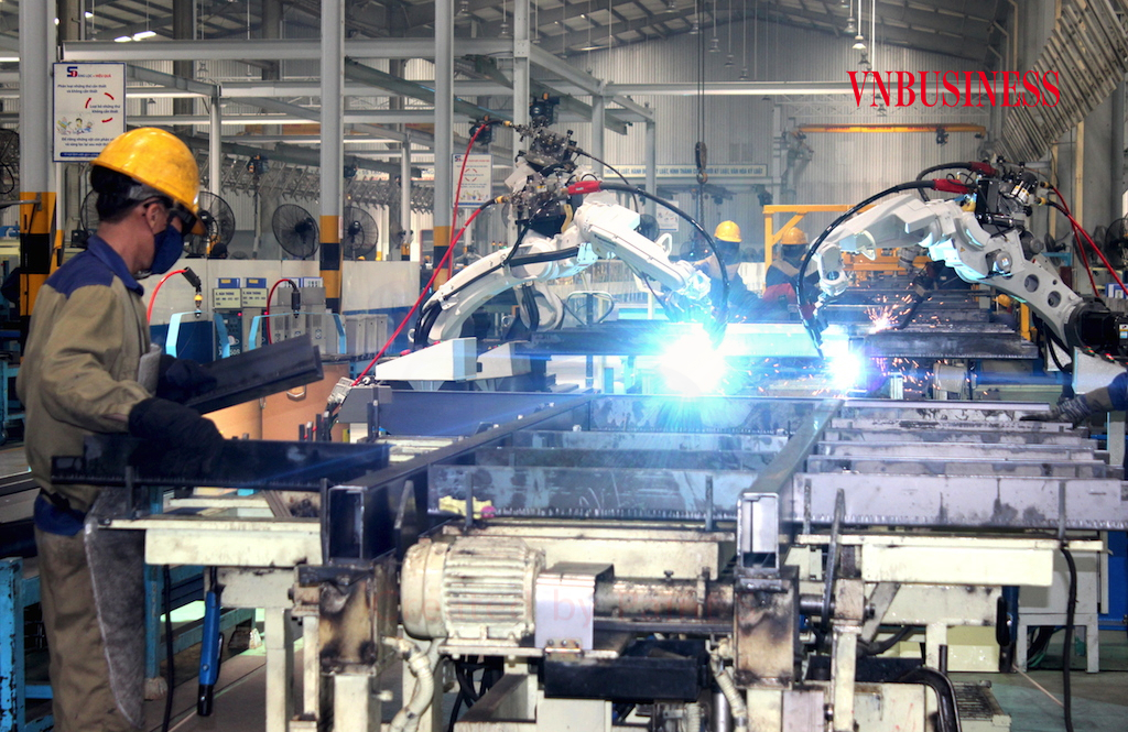 Đầu tư ra nước ngoài (bao gồm M&A các thương hiệu ngoại) đang rất cần những DN Việt có tiềm lực mạnh nhằm đưa thương hiệu Việt vươn xa.