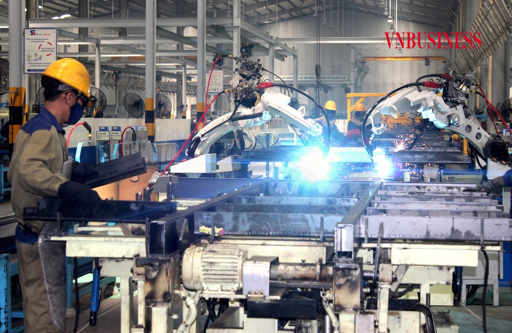 Đầu tư ra nước ngoài (bao gồm M&A các thương hiệu ngoại) đang rất cần những DN Việt có tiềm lực mạnh nhằm đưa thương hiệu Việt vươn xa.