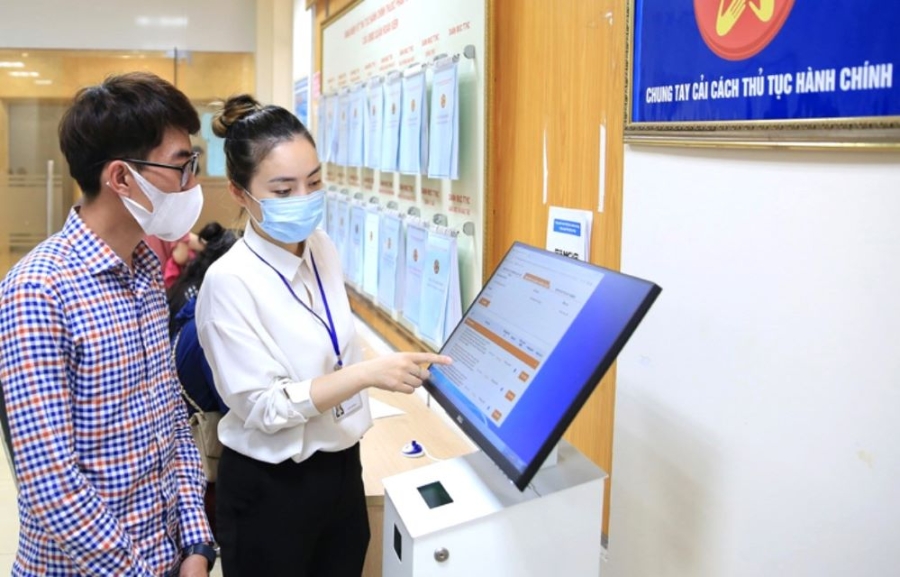 Chỉ số PCI năm 2021 của Hà Nội xếp thứ 10/63 tỉnh thành, thuộc nhóm địa phương có chất lượng điều hành tốt (Ảnh minh họa: VGP)