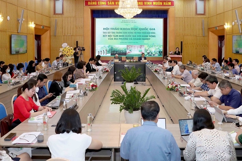 Hội thảo khoa học Quốc gia về tăng trưởng xanh hướng tới phát triển bền vững.