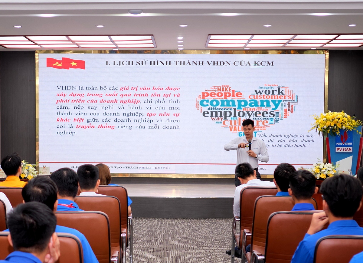 Buổi tọa đàm cũng nhằm tạo điều kiện cho Đoàn viên thanh niên KCM hiểu thêm về tổ chức Đảng Cộng sản Việt Nam, về sự nghiệp cách mạng và lý tưởng sống cao đẹp của Thanh niên ngày nay.