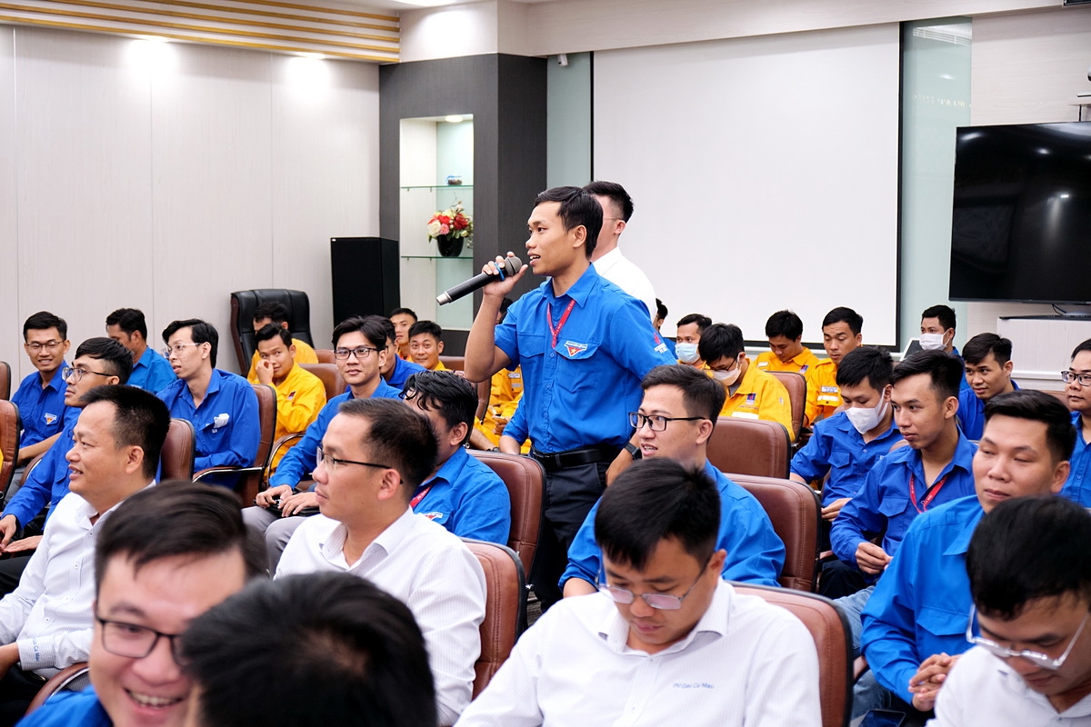 Tọa đàm còn tập trung vào 3 tham luận mang tính thiết thực và ý nghĩa.