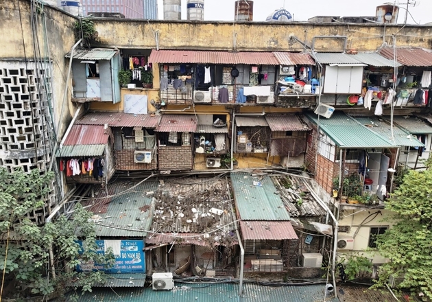 Giải quyết vấn đề tái định cư là cơ sở để thúc đẩy quá trình cải tạo, xây mới chung cư cũ. (Ảnh: HH).