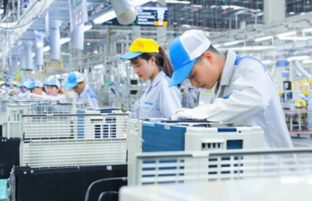 Vốn đầu tư ra nước ngoài đăng ký mới tăng 2,31 lần (Ảnh minh họa: Int)