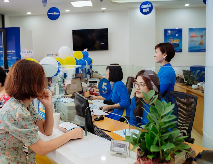 Lãi suất huy động ngân hàng tháng 10/2022 tăng ở nhiều kỳ hạn.