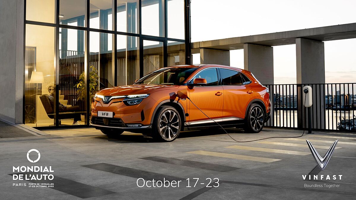 VinFast trở lại Paris Motor Show với chiến lược thuần điện, chính thức ra mắt 4 mẫu xe điện tại thị trường Pháp.