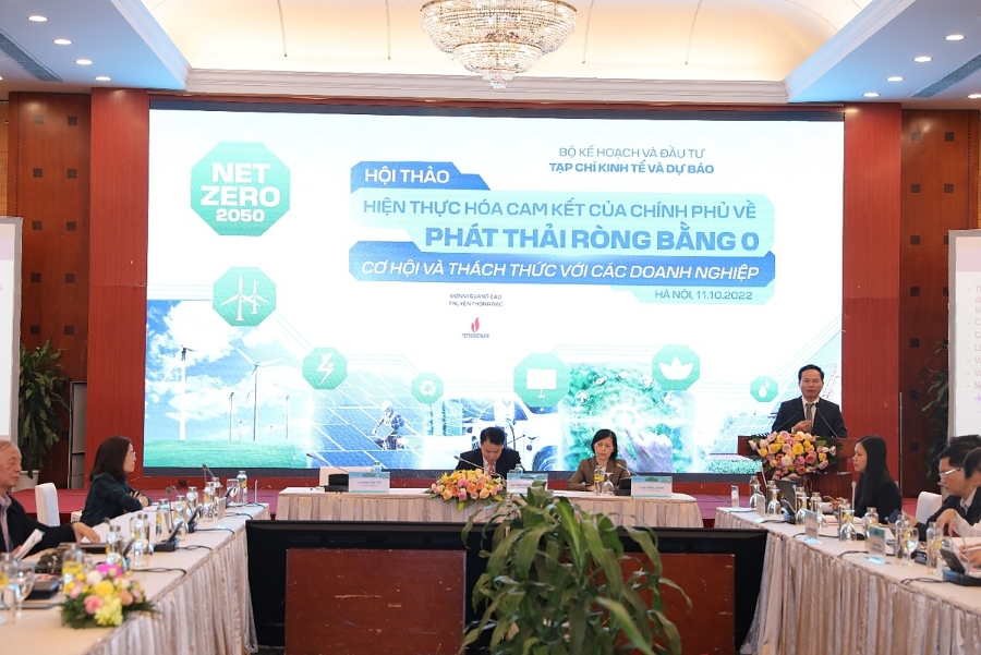 Ông Trần Quốc Phương, Thứ trưởng Bộ Kế hoạch và Đầu tư phát biểu.