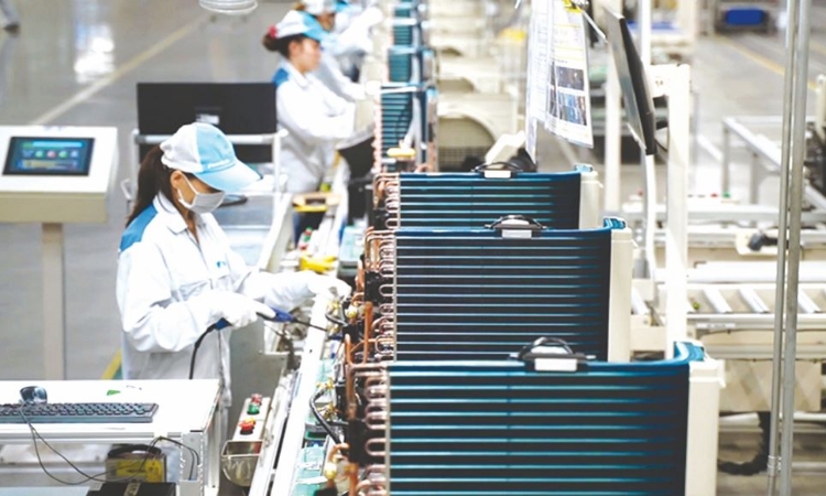 IMF dự báo tăng trưởng GDP Việt Nam đạt 7%