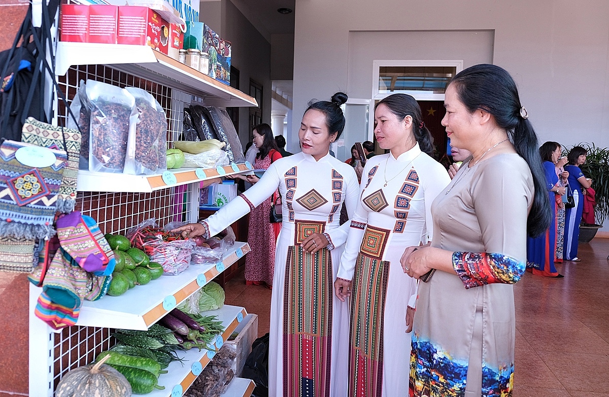 Nhiều HTX do phụ nữ làm chủ mong muốn nhận được sự hỗ trợ trong phát triển HTX, quảng bá thương hiệu cho sản phẩm.