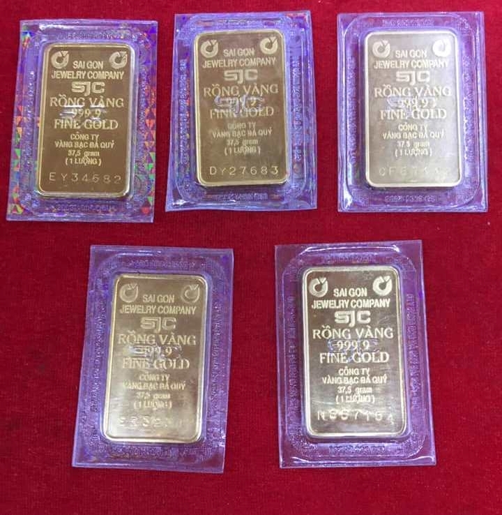 Vàng SJC đang giao dịch ở mức 67,0 triệu đồng/lượng, chênh lệch giá mua - bán là 1 triệu đồng/lượng. (Ảnh: Int)